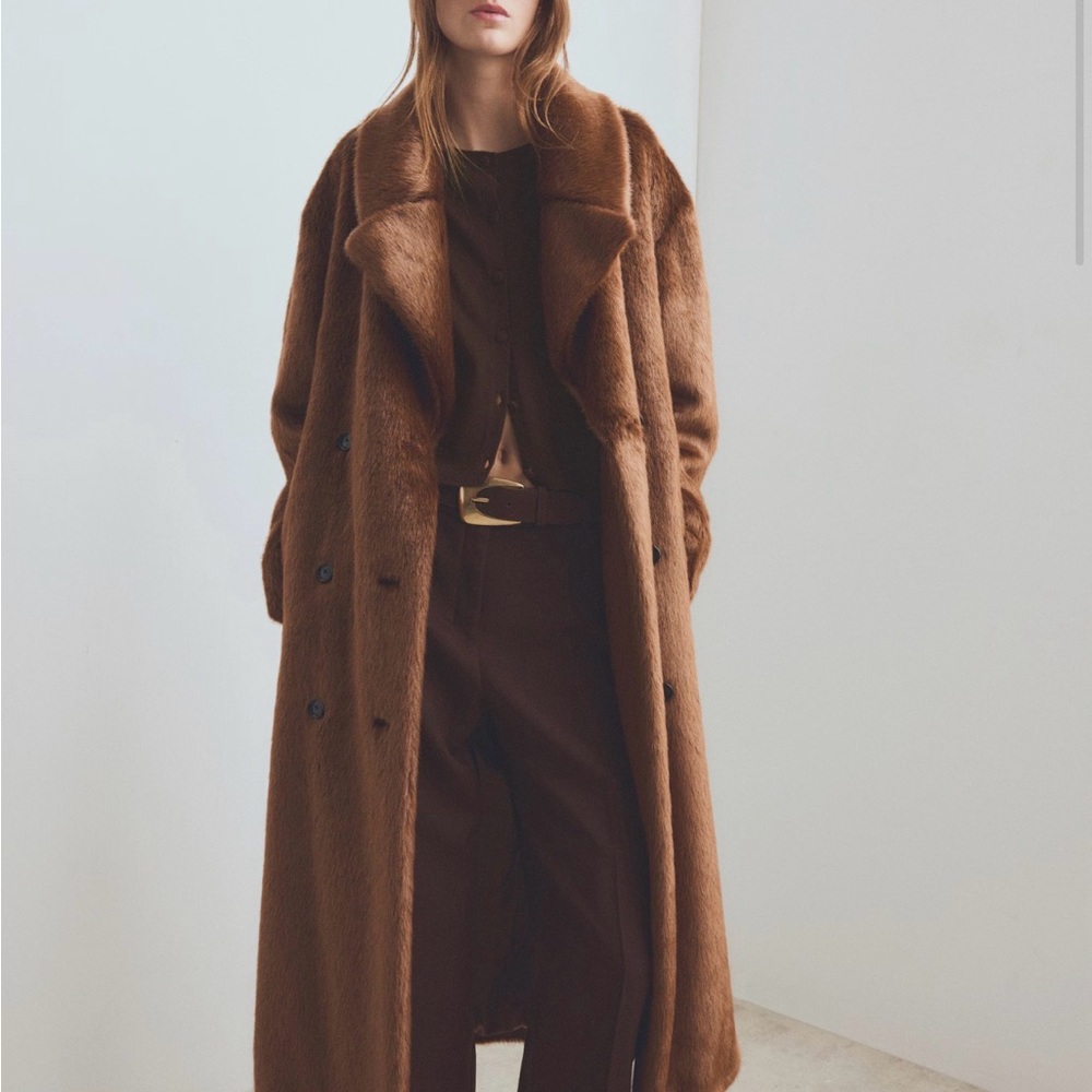 Mango NWT! Luxurious Maxi Brown Faux Fur Coat!